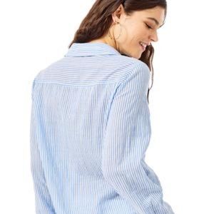 Lilly Pulitzer Button Up in Large NWT